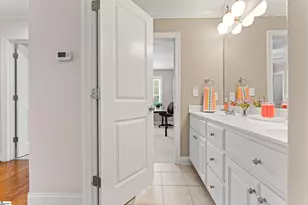 112 Wilshire Dr, Easley, SC 29642 - Photo 36