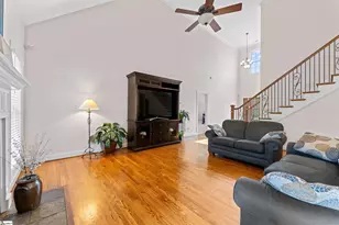 112 Wilshire Dr, Easley, SC 29642 - Photo 10