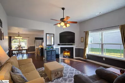 648 Chastine Drive, Spartanburg, SC 29301 - Photo 10