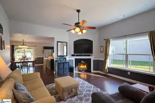 648 Chastine Dr, Spartanburg, SC 29301 - Photo 10