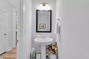 109 Callen Dr, Greenville, SC 29607 - Photo 8