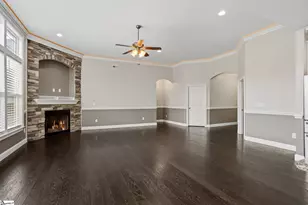 924 Hunterdale Ln, Boiling Springs, SC 29316 - Photo 10