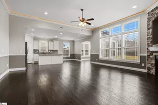 924 Hunterdale Ln, Boiling Springs, SC 29316 - Photo 6