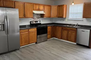 96 Buff St, Greenville, SC 29609 - Photo 16