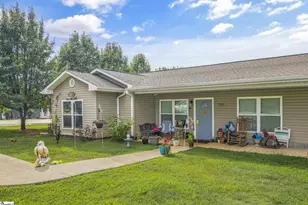 150 Burns Hill Rd, Liberty, SC 29657 - Photo 4