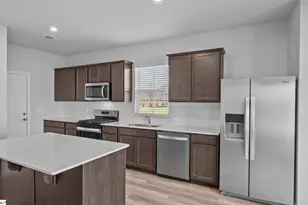 8023 Broadmead Ct, Spartanburg, SC 29307 - Photo 8