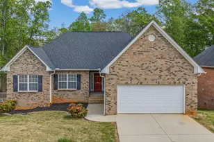395 Sandpiper Dr, Boiling Springs, SC 29316 - Photo 2