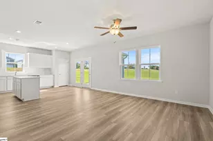 8022 Broadmead Ct, Spartanburg, SC 29307 - Photo 4