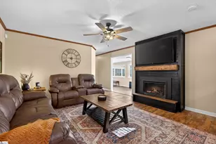 71 Lodgeview Ct, Gray Court, SC 29645 - Photo 10