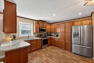 71 Lodgeview Ct, Gray Court, SC 29645 - Photo 12