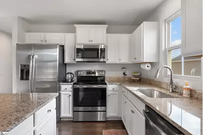 402 Edgehill Court, Greenville, SC 29617 - Photo 10