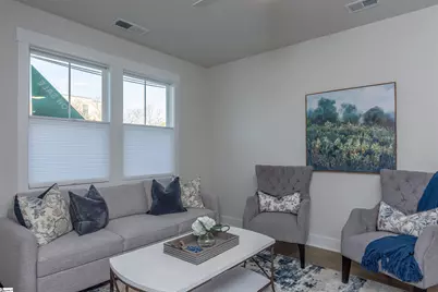 1194 N Pleasantburg Drive, Greenville, SC 29607 - Photo 4