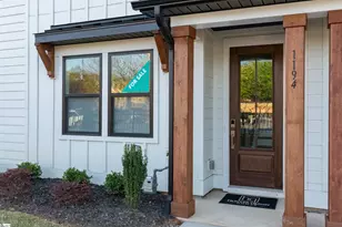 1194 N Pleasantburg Dr, Greenville, SC 29607 - Photo 2