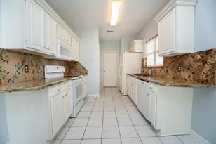 298 Glen Crest Dr, Moore, SC 29369 - Photo 12