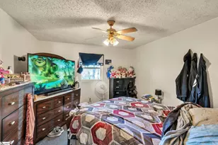 1001 W Bramlett Rd, Greenville, SC 29611 - Photo 10