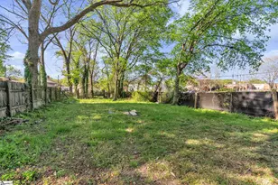 1001 W Bramlett Rd, Greenville, SC 29611 - Photo 18