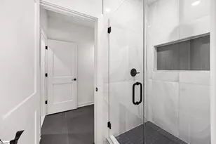 209 Redmond Dr, Fountain Inn, SC 29644 - Photo 24