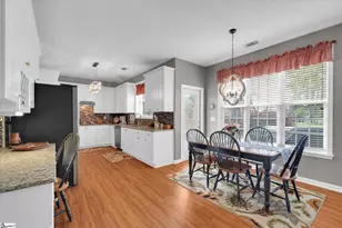 620 Heathercrest Ct, Simpsonville, SC 29681 - Photo 10