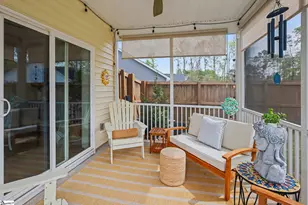 605 Sunwater Dr, Duncan, SC 29334 - Photo 2