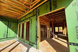 313 Ever Silvers Ln, Taylors, SC 29687 - Photo 4