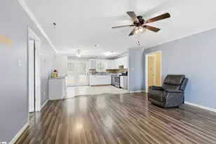 718 Judy Ann Ct, Inman, SC 29349 - Photo 4