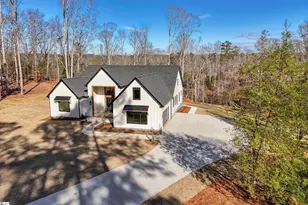 1292 Deerfield Dr, Spartanburg, SC 29302 - Photo 4