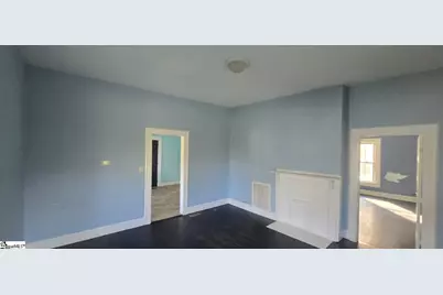 22 S 6th Street, Greenville, SC 29611 - Photo 12