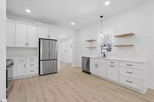 20 4th Ave, Greenville, SC 29611 - Photo 12