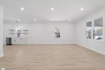 20 4th Avenue, Greenville, SC 29611 - Photo 6