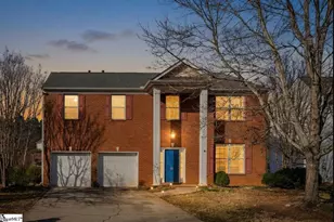 22 Stonewater Dr, Simpsonville, SC 29680 - Photo 2