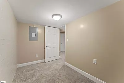 119 W Victoria Road, Spartanburg, SC 29301 - Photo 26