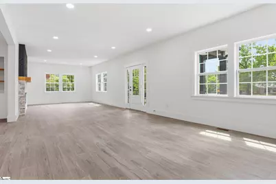 1111 E River Street, Anderson, SC 29624 - Photo 10