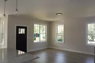 504 Greenlea St, Spartanburg, SC 29306 - Photo 2