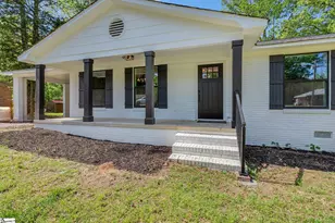 181 Skyland Dr, Clinton, SC 29325 - Photo 2