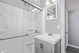 100 Lewis Dr, Greenville, SC 29605 - Photo 18