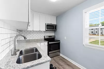 100 Lewis Drive #Unit 20H, Greenville, SC 29605 - Photo 10