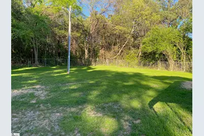 23215 E 72 Highway, Clinton, SC 29325 - Photo 12