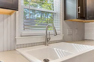 200 Wessex St, Simpsonville, SC 29681 - Photo 8