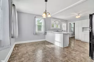 201 Pine St, Clinton, SC 29325 - Photo 10
