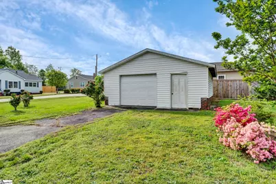 201 Pine Street, Clinton, SC 29325 - Photo 36