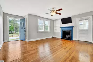 201 Pine St, Clinton, SC 29325 - Photo 16