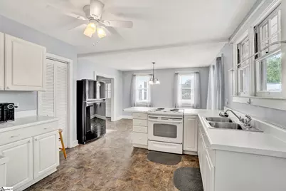 201 Pine Street, Clinton, SC 29325 - Photo 4