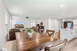 625 Batchomble Ln, Greenville, SC 29605 - Photo 6