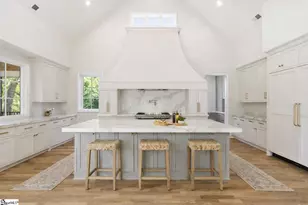 201 Rockwood Dr, Greenville, SC 29605 - Photo 14