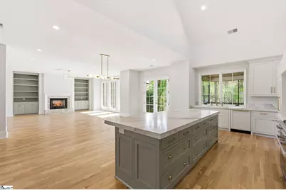 201 Rockwood Drive, Greenville, SC 29605 - Photo 16