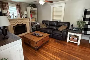 615 Taylor St, Central, SC 29630 - Photo 8