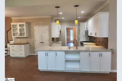 305 Beckworth Drive, Taylors, SC 29687 - Photo 10