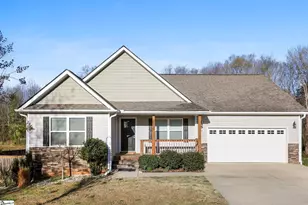 748 Baldwin Orchard Dr, Inman, SC 29349 - Photo 2