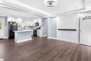 350 Dakota St, Spartanburg, SC 29303 - Photo 6