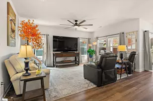 135 Lavinia Cir, Duncan, SC 29334 - Photo 4